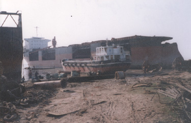 shipbreaking in chittagong