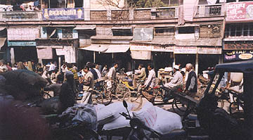 traffic in old delhi