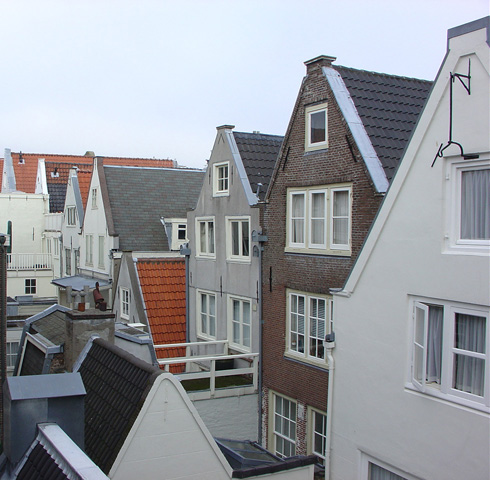 Singel roofline from Ambassade Hotel