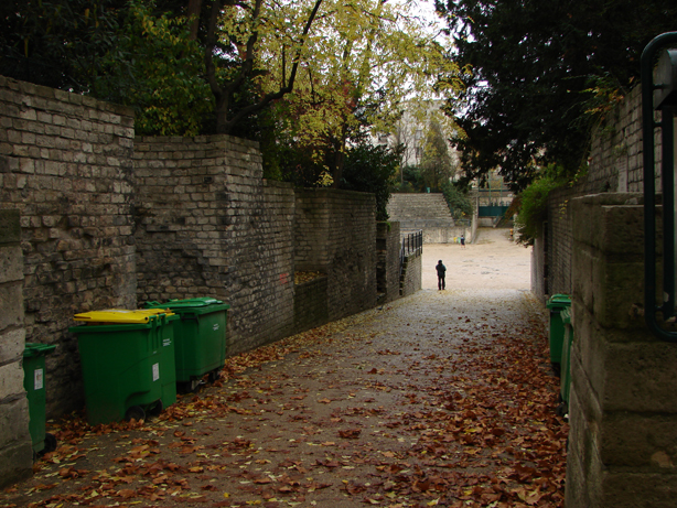 Arena via Vomitorium
