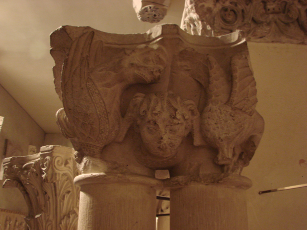 Capital with Griffins