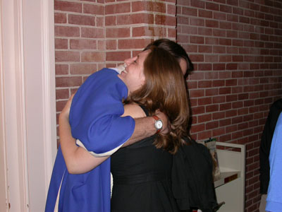 hug2836