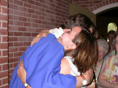 hug2898