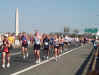 runners4.jpg (35536 bytes)