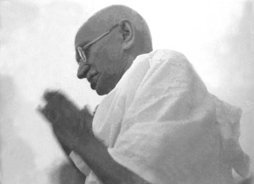 graphic image: photo of Mahatma Gandhi