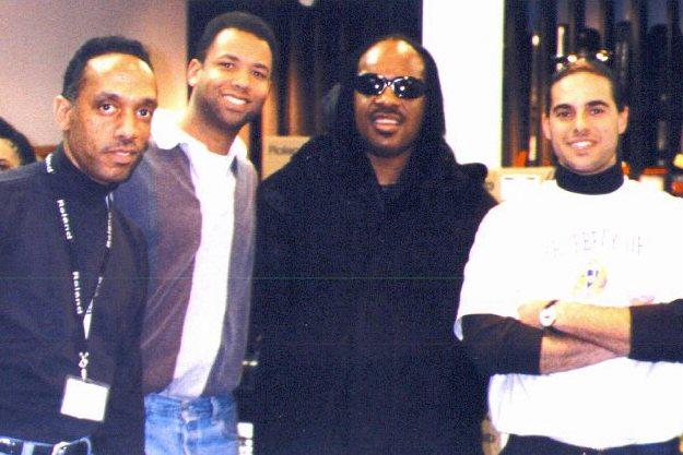 Stevie Wonder visiting at Chuck Levin's